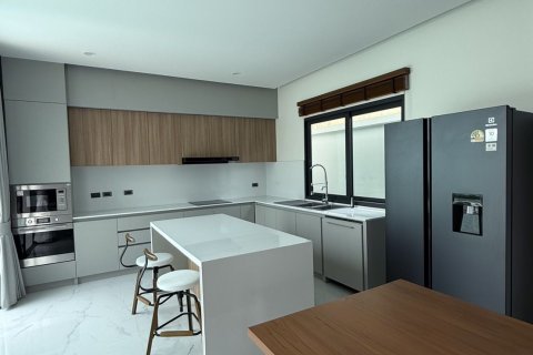 Villa in Phuket, Thailand 5 bedrooms № 144816 - photo 11