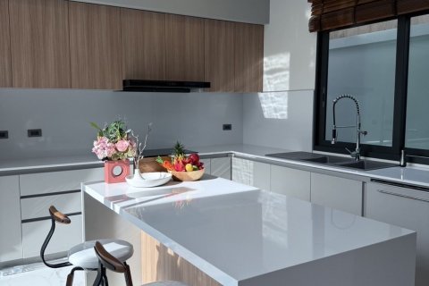 Villa in Phuket, Thailand 5 bedrooms № 144816 - photo 6