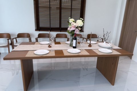 Villa in Phuket, Thailand 5 bedrooms № 144816 - photo 25