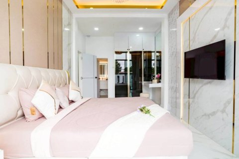 Вилла в Паттайе, Таиланд с 3 спальнями  № 146912 - фото 9