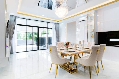 Вилла в Паттайе, Таиланд с 3 спальнями  № 146912 - фото 8