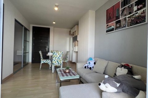 Студия в кондо в Хуай Кванге, Бангкок, Таиланд № 169420 - фото 9