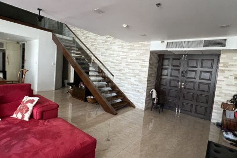 Condo in Bang Rak, Bangkok, Thailand, 4 bedrooms  № 169416 - photo 7