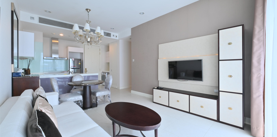 Condo in Bangkok, Thailand, 2 bedrooms  № 184666
