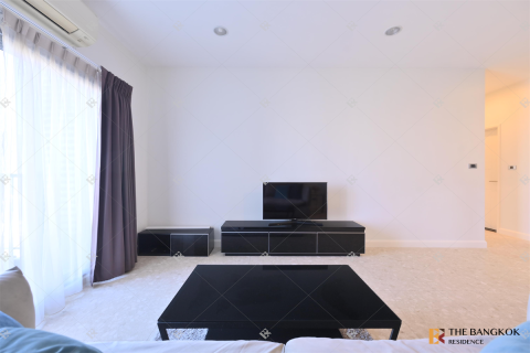 Condo in Bangkok, Thailand, 2 bedrooms № 184663 - photo 3