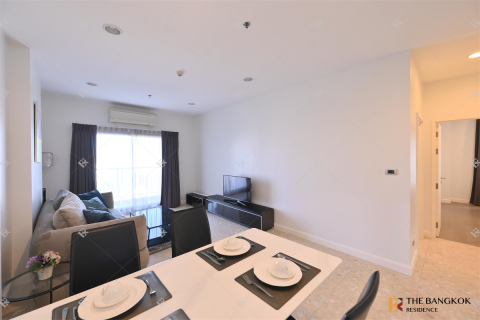 Condo in Bangkok, Thailand, 2 bedrooms № 184663 - photo 2