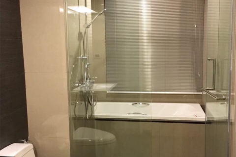 Condo in Bangkok, Thailand, 2 bedrooms № 184663 - photo 7