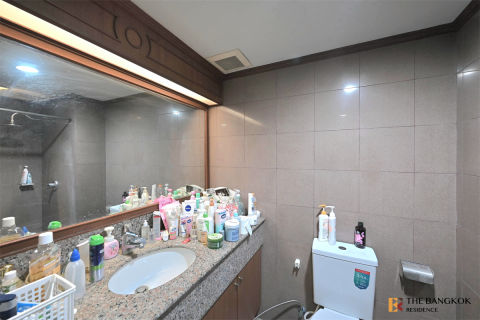 Condo à Bangkok, Thaïlande, 2 chambres  № 184667 - photo 5