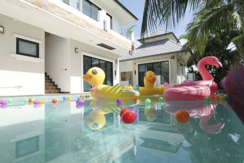 Villa à Hua Hin, Thaïlande 6 chambres № 141041 - photo 4