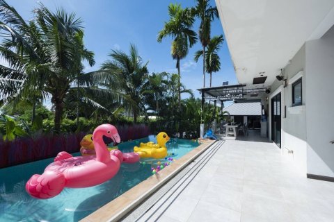 Villa à Hua Hin, Thaïlande 6 chambres № 141041 - photo 27