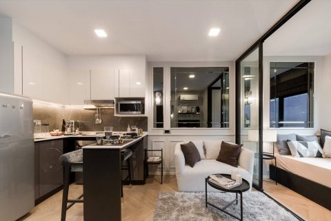 Кондоминиум с 2 спальнями в Банг Сью, Бангкок, Таиланд № 141037 - фото 2