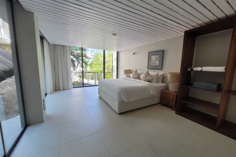 Villa in Ko Samui, Thailand 6 bedrooms № 141043 - photo 27