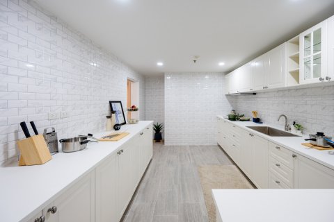 Condo à Bangkok, Thaïlande, 3 chambres  № 162735 - photo 13