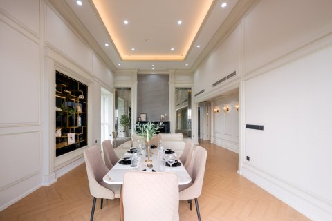 Condo à Sathon, Bangkok, Thaïlande, 2 chambres  № 162736 - photo 9