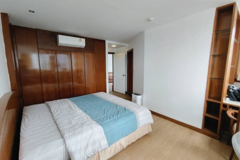 Кондоминиум с 3 спальнями в Бангкоке, Таиланд № 162739 - фото 4