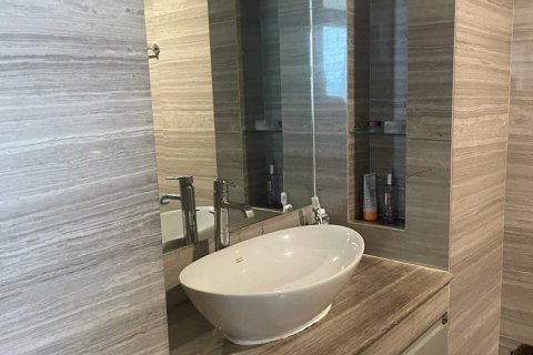 Кондоминиум с 3 спальнями в Бангкоке, Таиланд № 162738 - фото 5