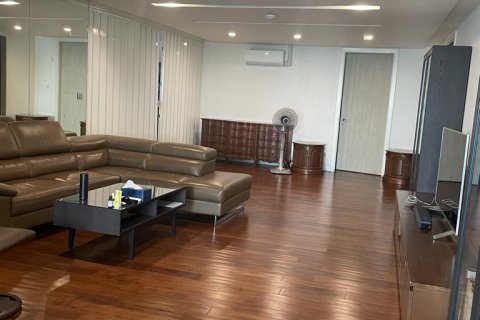 Кондоминиум с 3 спальнями в Бангкоке, Таиланд № 162738