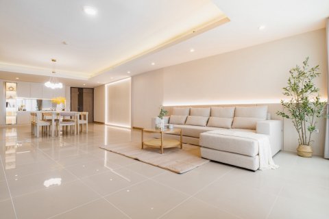 Кондоминиум с 3 спальнями в Бангкоке, Таиланд № 162737 - фото 2