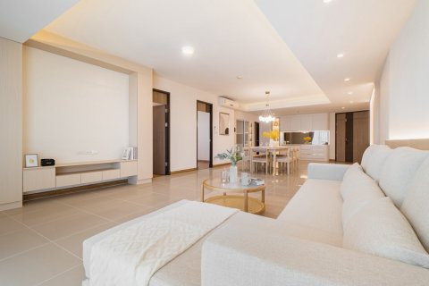 Кондоминиум с 3 спальнями в Бангкоке, Таиланд № 162737 - фото 3