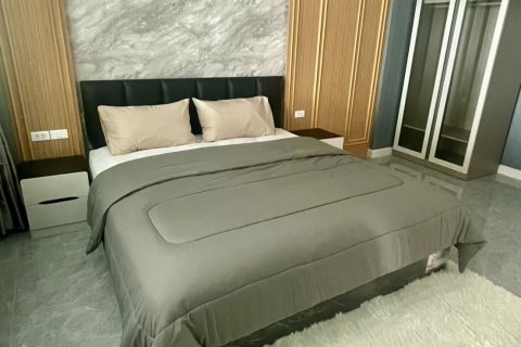 Villa in Pattaya, Thailand 6 bedrooms № 142496 - photo 13