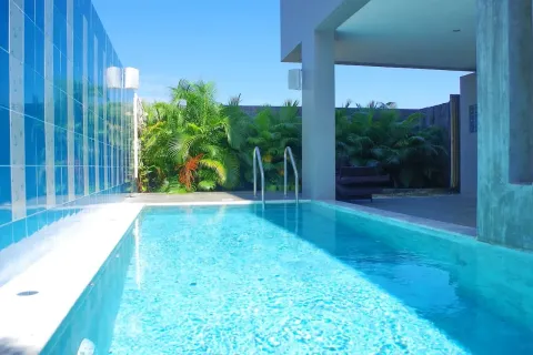 Townhouse in Kathu, Thailand 3 bedrooms № 149522 - photo 2