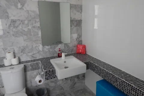 Townhouse in Kathu, Thailand 3 bedrooms № 149522 - photo 12