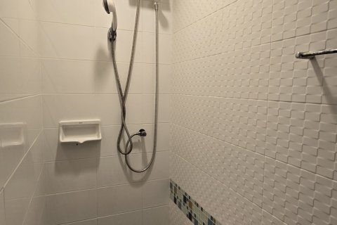 House in Samut Prakan, Thailand 3 bedrooms № 156853 - photo 11