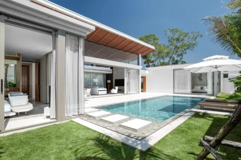 Villa in Phuket, Thailand 3 bedrooms № 156859 - photo 3