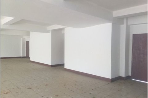 Condo in Chiang Mai, Thailand, 4 bedrooms  № 156858 - photo 3