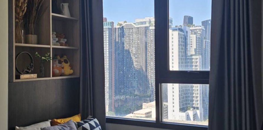 Кондоминиум с 2 спальнями в Хуай Кванге, Бангкок, Таиланд № 156377