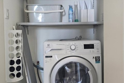 Кондоминиум с 2 спальнями в Хуай Кванге, Бангкок, Таиланд № 156377 - фото 12