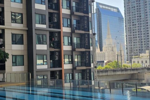 Кондоминиум с 2 спальнями в Хуай Кванге, Бангкок, Таиланд № 156377 - фото 13