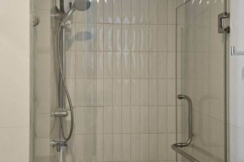 Кондоминиум с 2 спальнями в Хуай Кванге, Бангкок, Таиланд № 156377 - фото 9