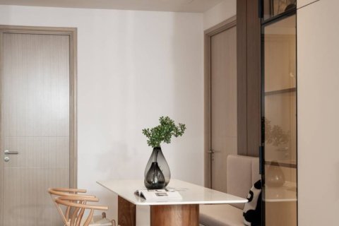 Кондоминиум с 2 спальнями в Кхлонг Сане, Бангкок, Таиланд № 156382 - фото 6