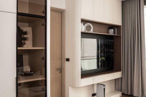 Кондоминиум с 2 спальнями в Кхлонг Сане, Бангкок, Таиланд № 156382 - фото 9