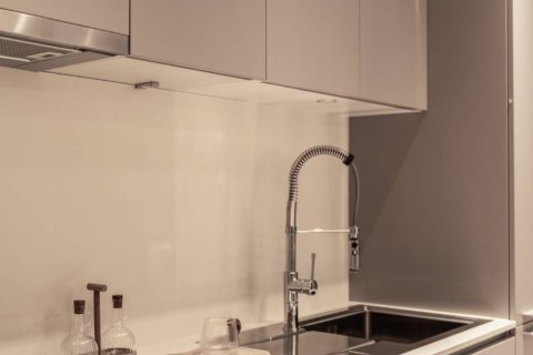 Кондоминиум с 2 спальнями в Кхлонг Сане, Бангкок, Таиланд № 156382 - фото 7