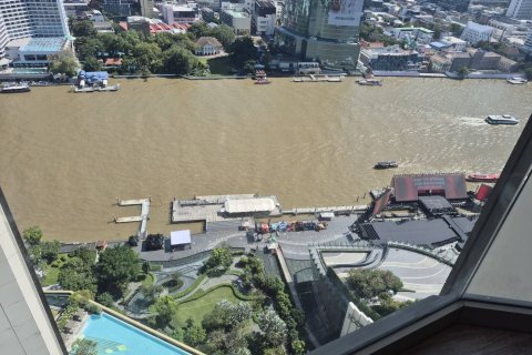 Кондоминиум с 2 спальнями в Кхлонг Сане, Бангкок, Таиланд № 156382 - фото 3