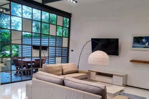 Villa in Ko Samui, Thailand 2 bedrooms № 180026 - photo 2