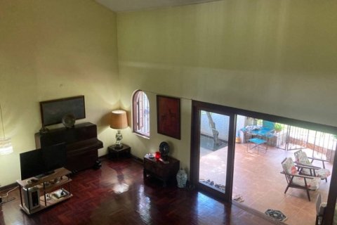 Земельный участок в Бангкоке, Таиланд  № 134613 - фото 3