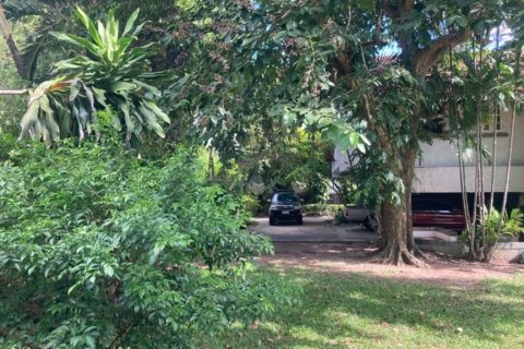 Земельный участок в Бангкоке, Таиланд  № 134613 - фото 6