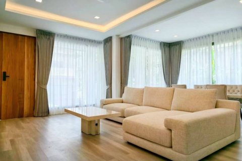 Вилла в Чалонге, Таиланд с 3 спальнями  № 134607 - фото 4