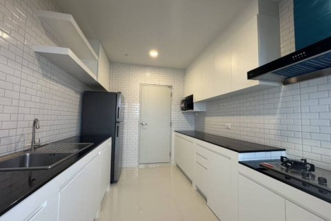 Дом в Бангкоке, Таиланд с 4 спальнями  № 134611 - фото 6