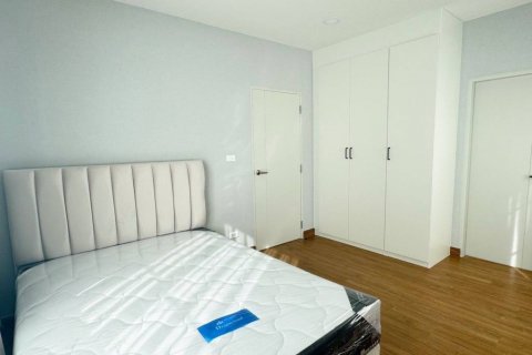 Дом в Бангкоке, Таиланд с 4 спальнями  № 134611 - фото 9