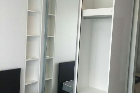 Condo in Bangkok, Thailand, 1 bedroom  № 157666 - photo 3