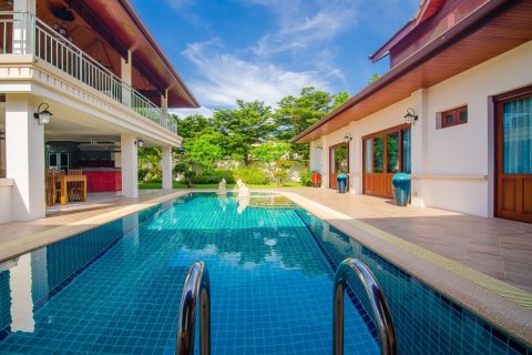 Villa in Hua Hin, Thailand 4 Schlafzimmer № 221853 - Foto 2