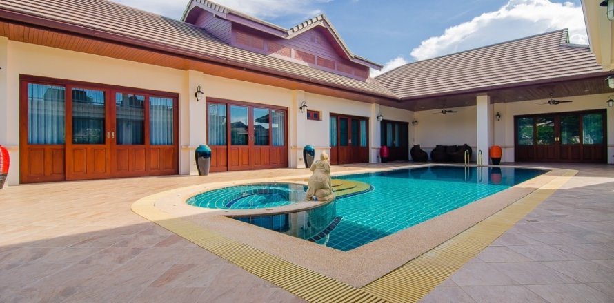 Villa in Hua Hin, Thailand 4 Schlafzimmer № 221853