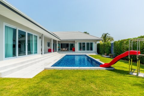 Chalet de 7 dormitorios en Hua Hin, Tailandia № 221850