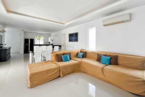 Villa in Hua Hin, Thailand 4 Schlafzimmer № 221854 - Foto 24