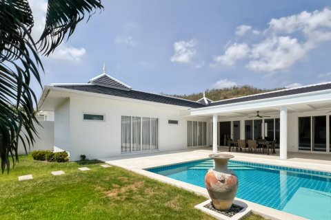 Villa in Hua Hin, Thailand 4 Schlafzimmer № 221854 - Foto 14