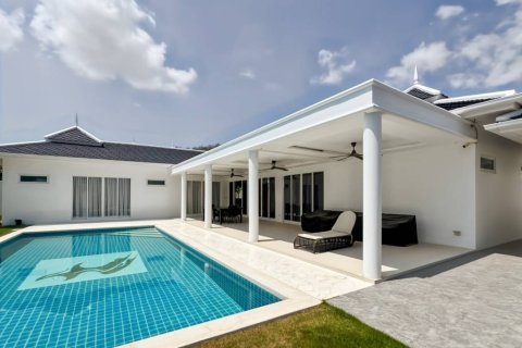 Villa in Hua Hin, Thailand 4 Schlafzimmer № 221854 - Foto 4